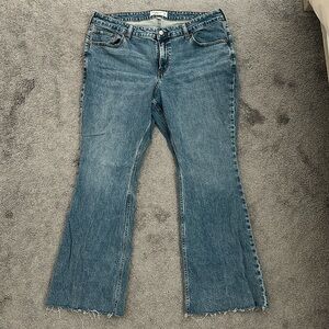 Abercrombie Mid Rise Boot Cut Jeans - Curve Love